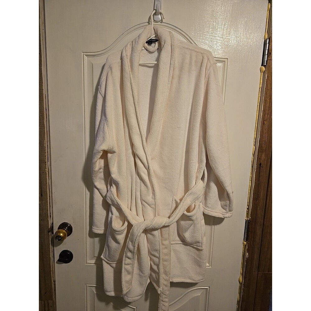 Port Authority Ivory Women's Long Sleeve Plush Microfleece Collar Robe